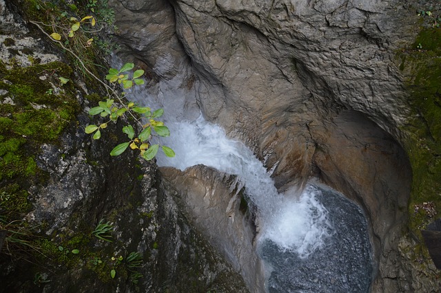 Cascade Nedir? Cascade Ne Demek? Cascade Nedir? Cascade Ne Demek?